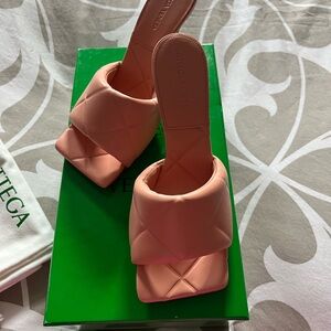 Bottega Veneta Rubber Lido Slides